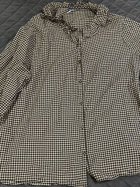 Old Navy Maternity Black and White Gingham Button-Front Blouse